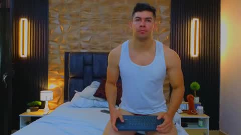 Snapshot of hotfuckers4uu chatting on February 28, 2025, 2:42 pm felipe marcello online show from February 28, 2025, 2:42 pm