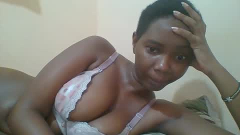 Queen online show from February 8, 2025, 1:44 pm