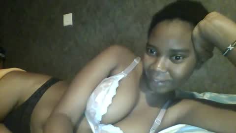 Queen online show from February 12, 2025, 4:22 pm