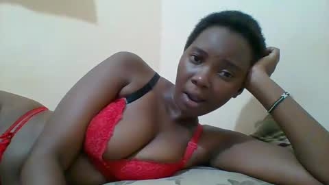 Queen online show from March 7, 2025, 6:54 pm