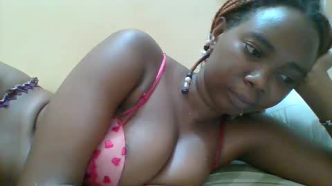 Queen online show from October 28, 2025, 1:47 pm