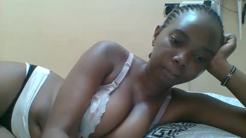 Queen online show from November 19, 2025, 6:30 pm