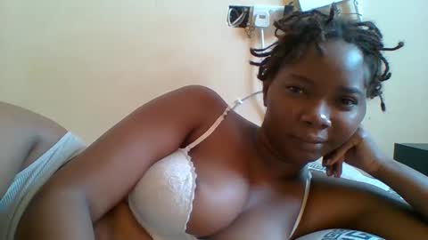 Snapshot of hotgodees chatting on February 28, 2026, 8:15 am Queen online show from February 28, 2026, 8:15 am