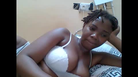 Snapshot of hotgodees chatting on February 28, 2026, 8:21 pm Queen online show from February 28, 2026, 8:21 pm