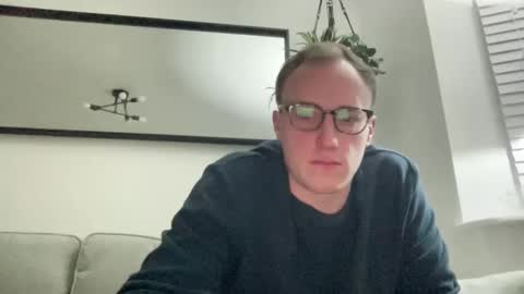 hotholby86 online show from January 18, 2025, 5:37 pm