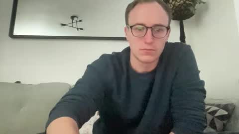 hotholby86 online show from November 2, 2025, 4:42 pm