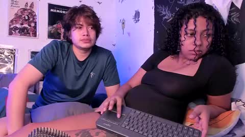 Sam and Nico online show from March 22, 2026, 2:04 am