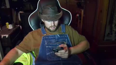 TW28 online show from October 27, 2025, 7:56 am