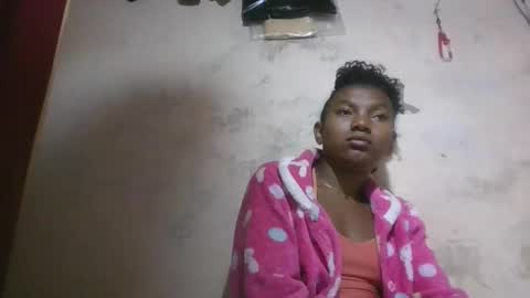 veronique online show from October 27, 2025, 4:55 pm