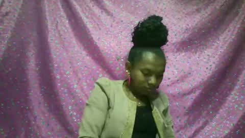 veronique online show from November 2, 2025, 5:04 pm