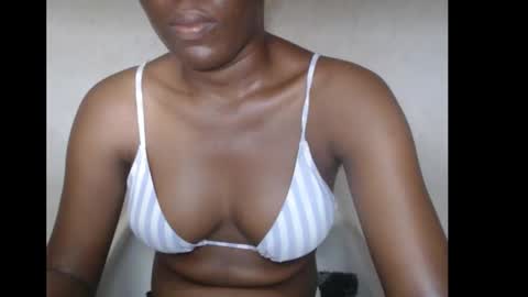 hotjessie0 online show from October 27, 2025, 5:22 am