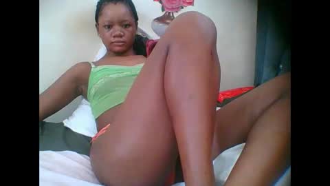 LOYCE online show from October 23, 2025, 9:19 am