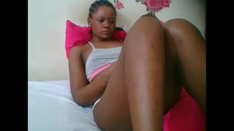 LOYCE online show from November 4, 2025, 7:07 am