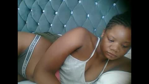 LOYCE online show from March 19, 2026, 12:36 am