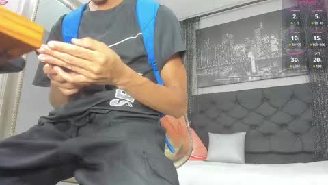 Hotkoljei online show from February 19, 2025, 3:39 am