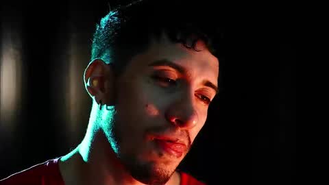 Hotlatinking online show from September 18, 2025, 8:11 pm