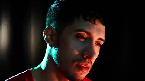 Hotlatinking online show from September 23, 2025, 8:23 pm