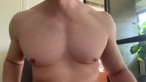 Snapshot of hotlatinmate chatting on August 6, 2026, 6:10 pm hotlatinmate online show from August 6, 2026, 6:10 pm