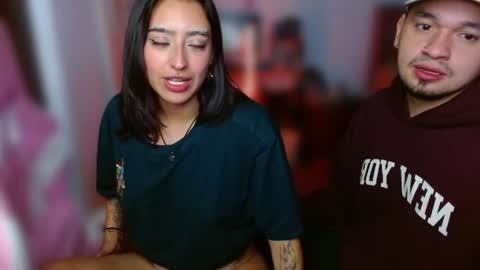 Eevee  Zoro online show from April 17, 2026, 7:11 am