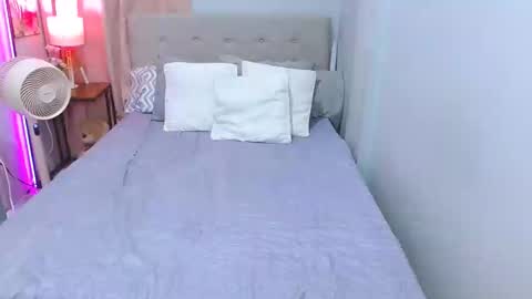 Layla online show from January 7, 2025, 8:45 am