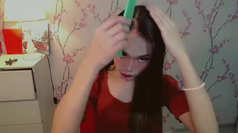 XANDRA online show from October 23, 2025, 9:19 am