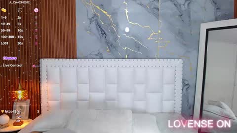 hotlittlechill online show from January 13, 2025, 2:11 pm