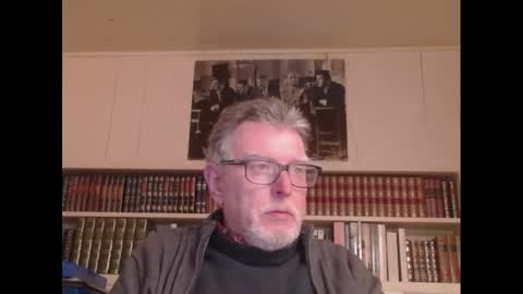 hotlux_54 online show from February 4, 2025, 8:06 pm