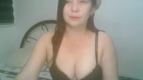 Snapshot of hotmamajen4u chatting on September 26, 2025, 12:14 am hotmamajen4u online show from September 26, 2025, 12:14 am