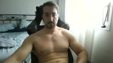 Snapshot of hotman_40_ chatting on September 10, 2025, 9:53 am hotman_40_ online show from September 10, 2025, 9:53 am