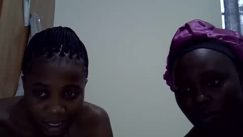 Snapshot of hotmary64 chatting on December 1, 2025, 11:37 am hotmary64 online show from December 1, 2025, 11:37 am