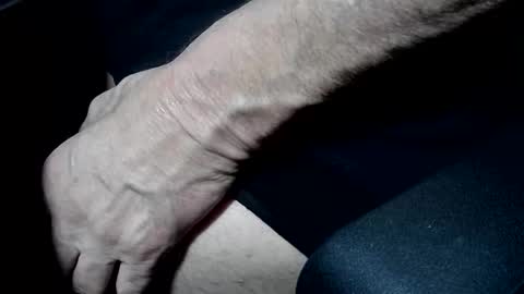 hotmassage50 online show from November 24, 2025, 10:15 am