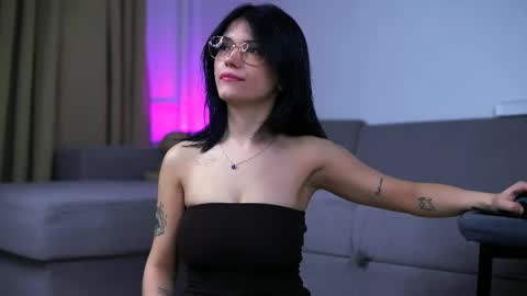 Snapshot of hotmollyx chatting on June 1, 2026, 12:34 am Molly online show from June 1, 2026, 12:34 am