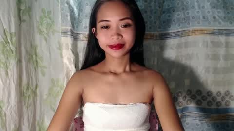 hotmom_gia online show from February 7, 2025, 1:53 pm