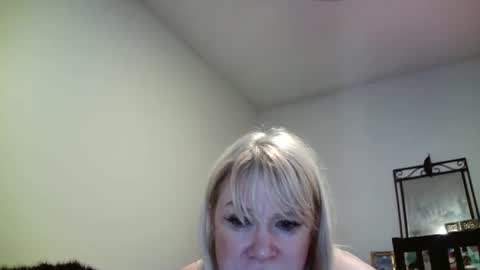 Snapshot of hotpepperrose chatting on February 19, 2025, 11:04 pm hotpepperose online show from February 19, 2025, 11:04 pm