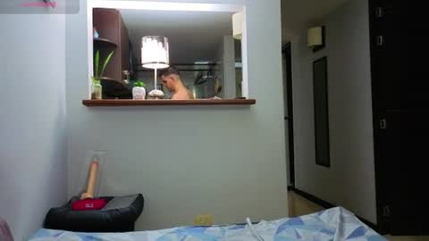 Snapshot of hotstud_999 chatting on July 7, 2026, 4:26 am Andres online show from July 7, 2026, 4:26 am