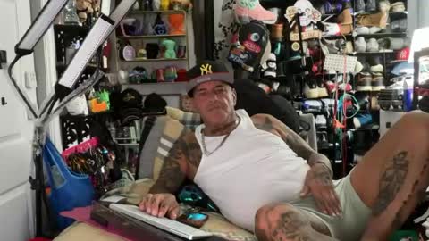 hotstuff775616 online show from July 17, 2026, 3:02 am