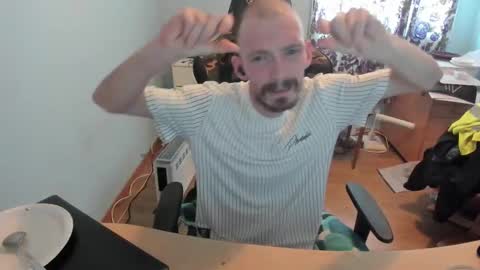 Snapshot of hotsummer1996 chatting on March 9, 2025, 1:37 pm hot online show from March 9, 2025, 1:37 pm