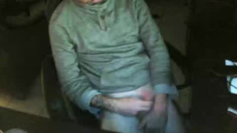 hottattoo91 online show from November 1, 2025, 5:53 am