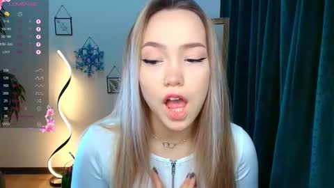 hello Im Eva online show from December 21, 2024, 8:28 am