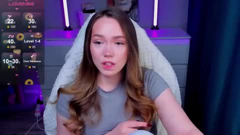 Snapshot of hottease_pvt chatting on February 20, 2026, 5:02 pm hello Im Eva online show from February 20, 2026, 5:02 pm