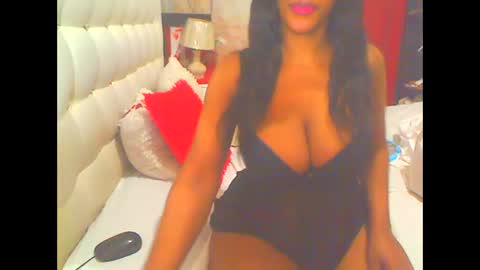 THEONE online show from October 20, 2025, 9:43 am