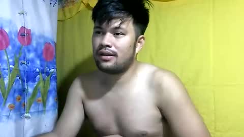 Snapshot of hottestpinoy2323 chatting on May 24, 2026, 9:20 pm HottestPinoy32 online show from May 24, 2026, 9:20 pm
