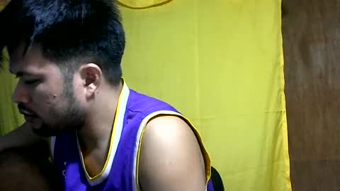 Snapshot of hottestpinoy2323 chatting on June 17, 2026, 5:47 pm HottestPinoy32 online show from June 17, 2026, 5:47 pm