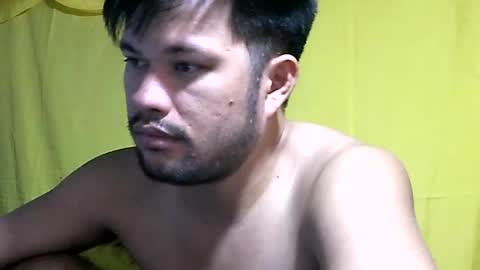 Snapshot of hottestpinoy2323 chatting on June 18, 2026, 10:36 pm HottestPinoy32 online show from June 18, 2026, 10:36 pm
