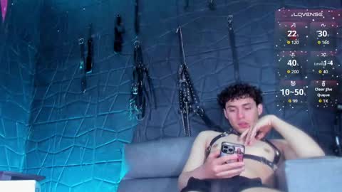 Snapshot of hottie_cristal chatting on June 2, 2026, 4:09 pm Marjorie online show from June 2, 2026, 4:09 pm