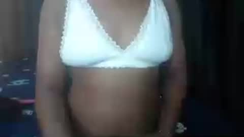 Snapshot of hottie_ebonie chatting on July 14, 2026, 9:42 pm Ella online show from July 14, 2026, 9:42 pm