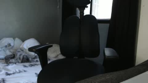 hottie_kyle69 online show from April 8, 2026, 1:38 am