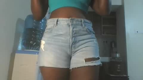 vera online show from October 6, 2025, 8:01 am