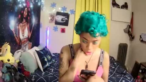 Snapshot of hottiefreckles chatting on December 19, 2024, 10:56 am Tokyodagoddess online show from December 19, 2024, 10:56 am