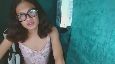 Snapshot of hottiest_luna chatting on April 29, 2026, 6:39 am hottiest_luna online show from April 29, 2026, 6:39 am